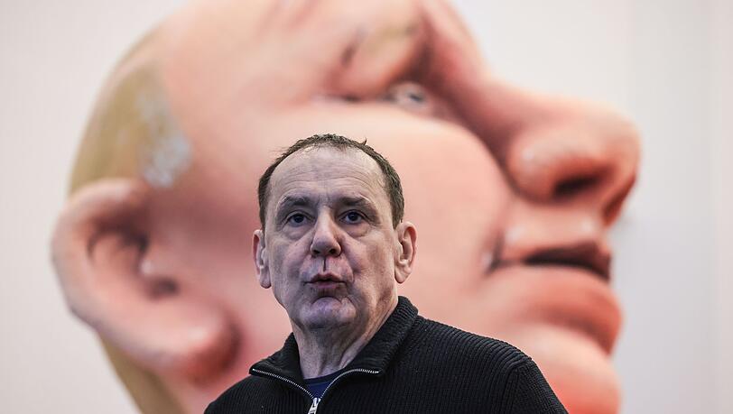 Tilly vor Putin-Figur (Archivbild)