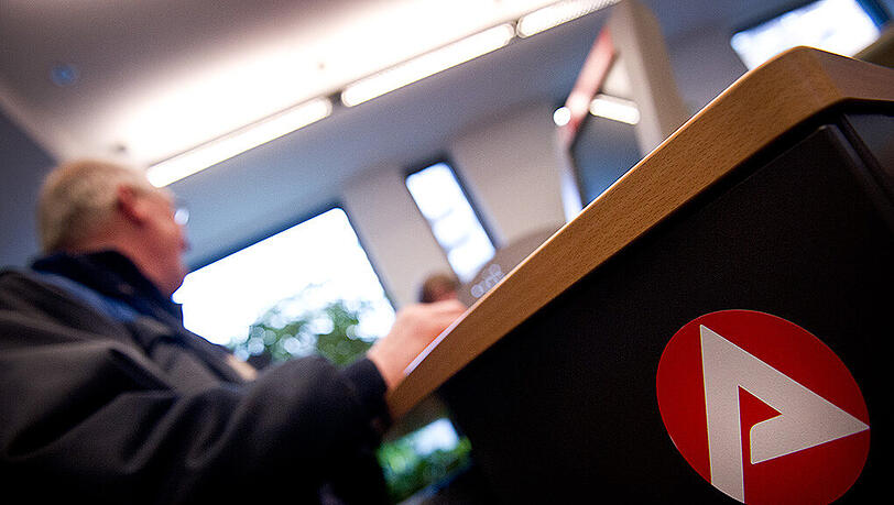 Arbeitsvermittler in ganz Deutschland konnten am Montag nicht auf die zentrale Software zugreifen. Arbeitsvermittler in ganz Deutschland konnten am Montag nicht auf die zentrale Software zugreifen.