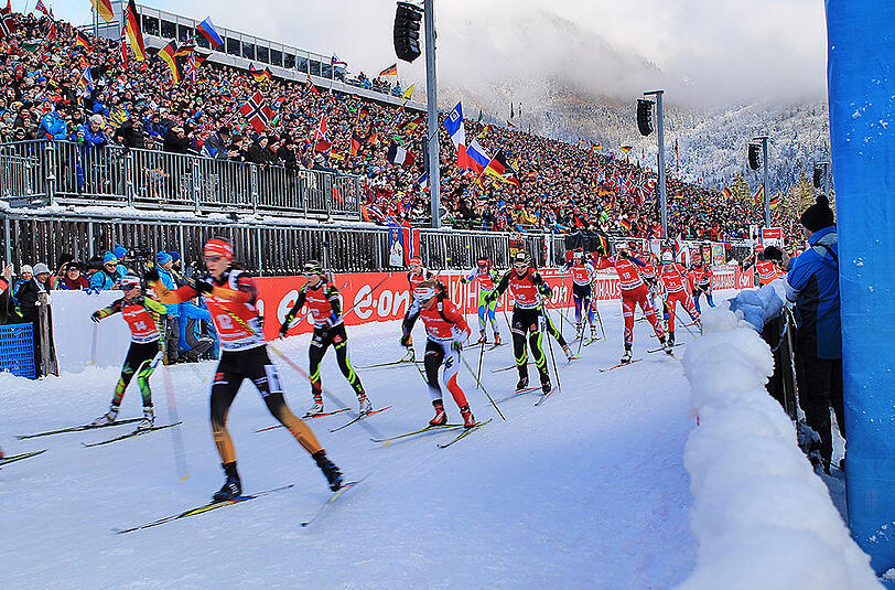 Einzigartige Atmosphäre: Seien Sie mit der AZ und E.ON live beim Biathlon in Hochfilzen dabei.