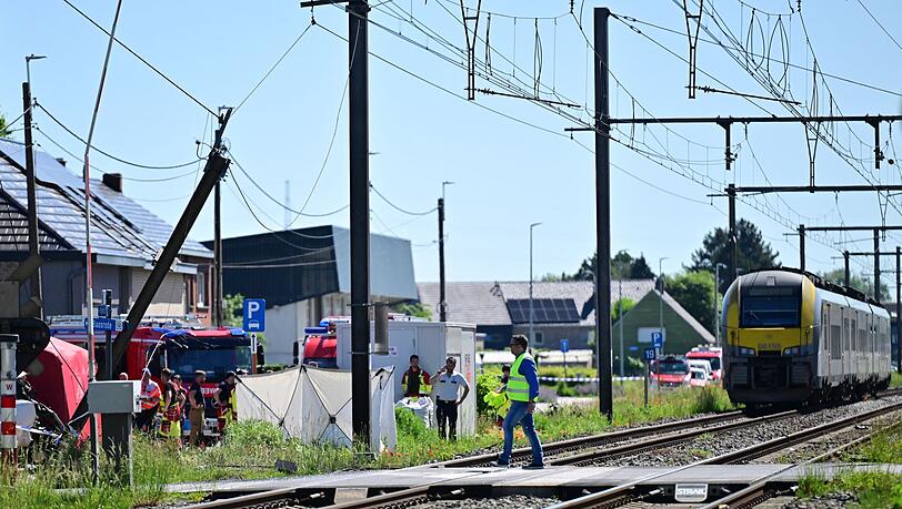 Der Unfall ereignete sich Medienberichten zufolge gegen 08.15 Uhr.