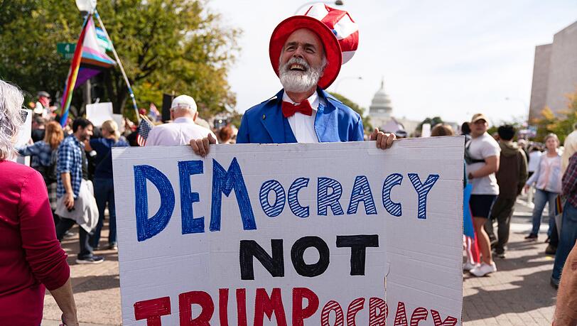 Seit Trumps zweiten Amtsantritt hat es in den USA deutlich mehr Demonstrationen als in seiner ersten Amtszeit gegeben.