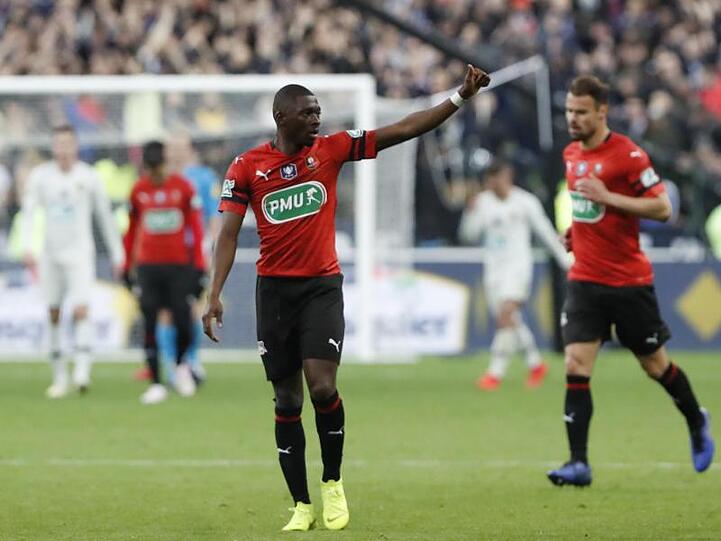 Stade Rennes Hamari Traore jubelt nach dem Anschlusstor zum 1:2.