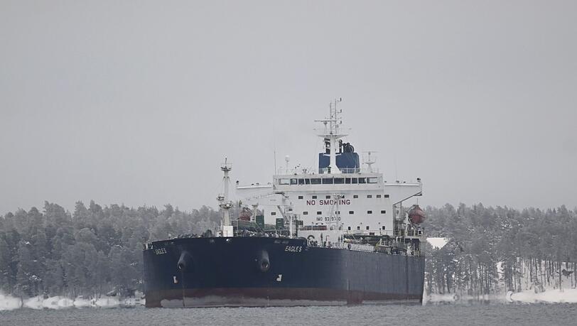 Der auf den Cookinseln registrierte Öltanker Eagle S wird der russischen Schattenflotte zugerechnet. (Archivbild) Der auf den Cookinseln registrierte Öltanker Eagle S wird der russischen Schattenflotte zugerechnet. (Archivbild)