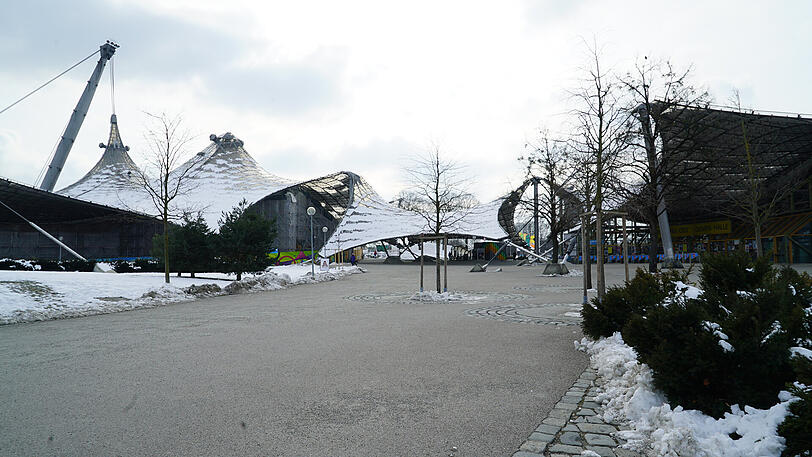 Bei minus zehn Grad und Schnee wartet keiner gerne im Freien.
