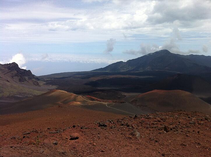 Der Haleakala-Krater auf Maui: Der Abstieg in den Krater dauert mehrere Stunden.