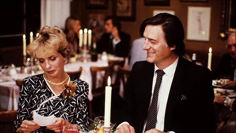 Die Kultserie Monaco Franze hat eine Szene im Werneckhof: Franz Münchinger übergibt seiner Elli zum Abschied ein Geschenk. Drin ist allerdings nur eine Seife. Die Kultserie Monaco Franze hat eine Szene im Werneckhof: Franz Münchinger übergibt seiner Elli zum Abschied ein Geschenk. Drin ist allerdings nur eine Seife.