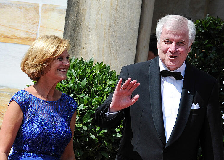 Der bayerische Ministerpräsident Horst Seehofer (CSU) und seine Frau Karin