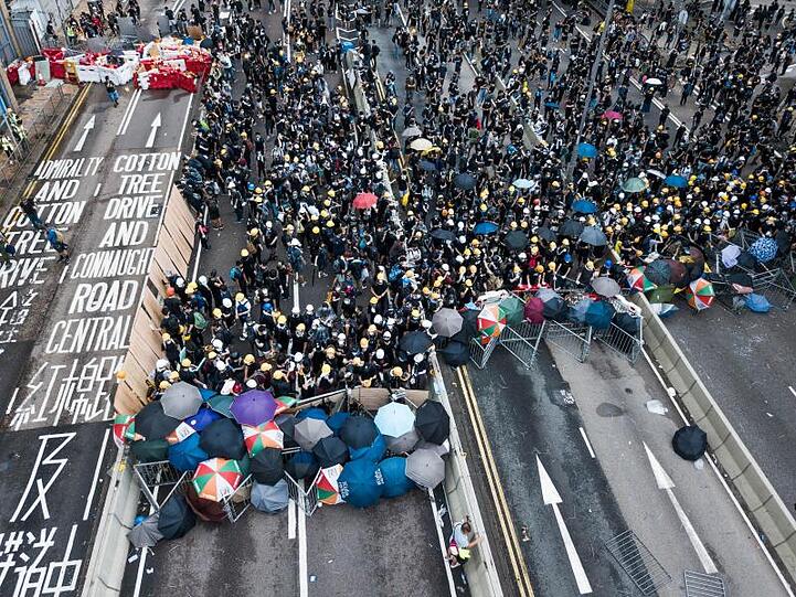 Die derzeitigen Proteste in Hongkong erinnern an die "Regenschirm"-Demonstrationen vor fünf Jahren.
