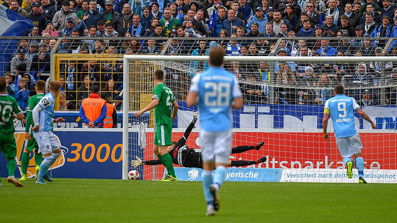 Benjamin Kindsvater mit der 1:0-Führung gegen Fortuna Köln.