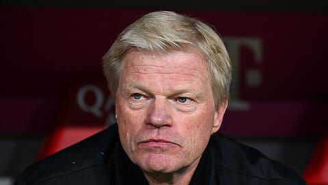 Oliver Kahn hat sich erstmals nach seiner Entlassung beim FC Bayern gemeldet.