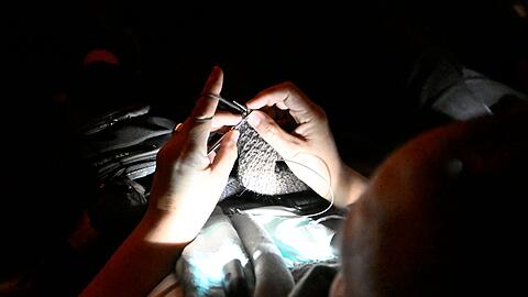 Bei besonders dunkler Wolle oder hoch komplizierten Mustern k&ouml;nnte es im Strickkino schwierig werden.