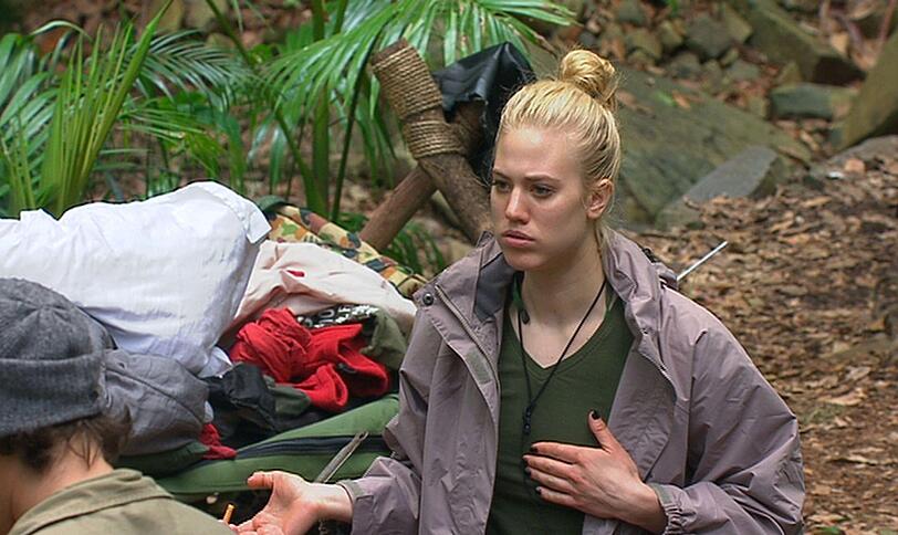 Larissa im Dschungelcamp: Alles nur Show oder ist die Dschungel-Zicke wirklich wie sie ist? Die Bilder...