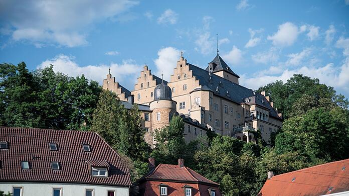 Fast 500 Jahre alt: Das Schloss Mainberg bei Schweinfurt. Die Gemeinde sucht einen Käufer.