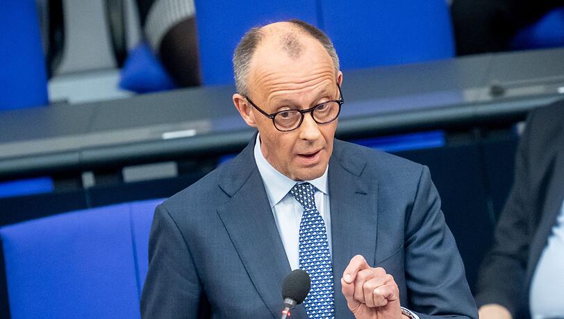 Beim Thema Gewalt gegen Frauen geht es in der Regierungsbefragungn im Bundestag hoch her.