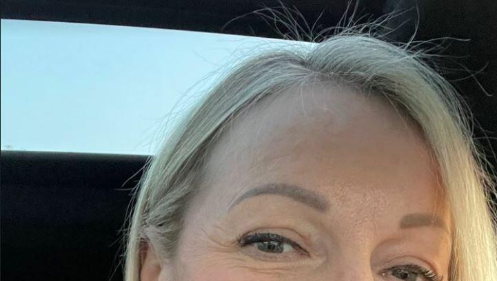 Stylischer Bob mit Seitenscheitel: Monika Gruber hat sich an eine neue Frisur gewagt. Stylischer Bob mit Seitenscheitel: Monika Gruber hat sich an eine neue Frisur gewagt.