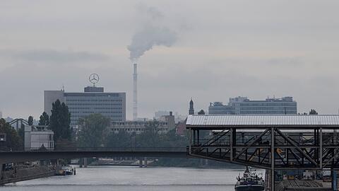 Trübe Aussichten in Stuttgart: Im Haushalt der Stadt fehlen Hunderte Millionen Euro. (Archivbild)