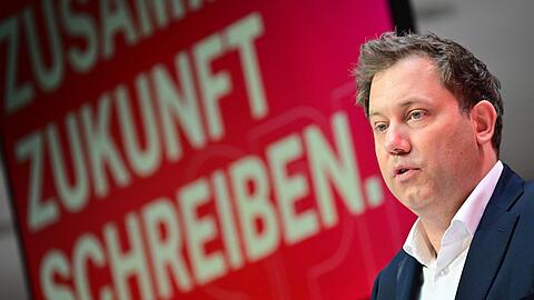 Klingbeil wirbt f&uuml;r einen neuen Kurs in den Beziehungen zu den USA.