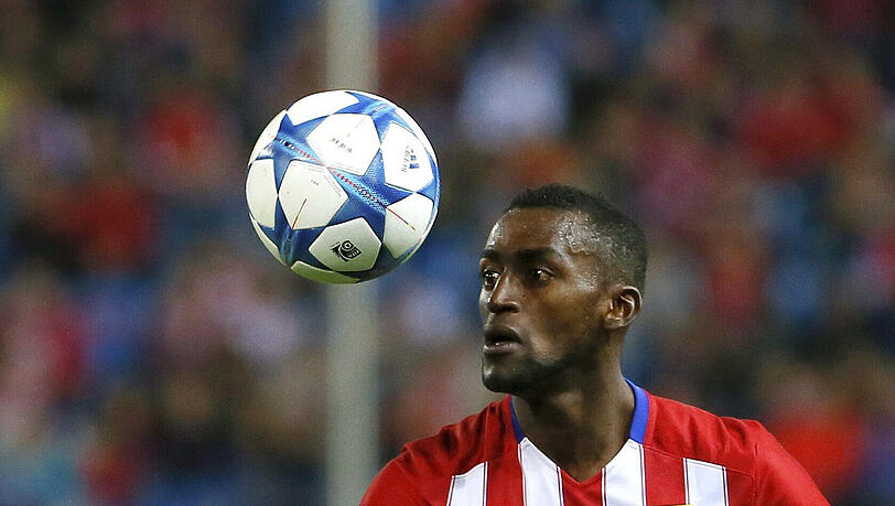 Martinez war erst vor einem halben Jahr vom FC Porto zu Atletico Madrid gewechselt. Martinez war erst vor einem halben Jahr vom FC Porto zu Atletico Madrid gewechselt.