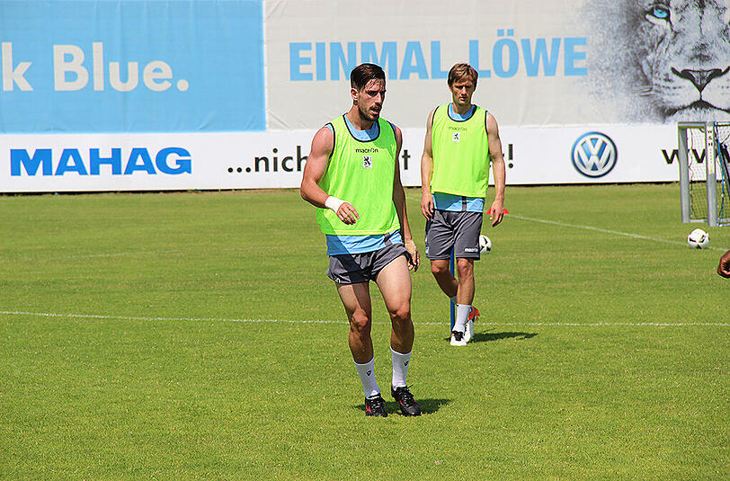 Hier gibt's Bilder vom offiziellen Trainingsauftakt der Löwen am vergangenen Samstag.