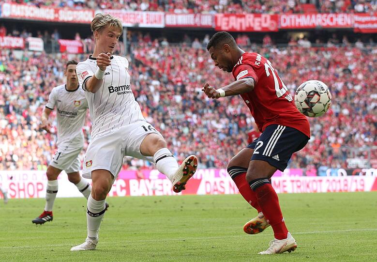SERGE GNABRY, NOTE 3: Startelf-Debüt für Bayern in der Liga, Ribéry saß dafür auf der Bank. Der Youngster deutete sein Talent immer wieder an, einmal schoss er deutlich vorbei (29.). Schnell, trickreich &ndash; eine gute Alternative auf der Außenbahn.