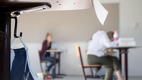 Die Bildungsgewerkschaft GEW sieht in den Schulstarts ein hohes Risiko.