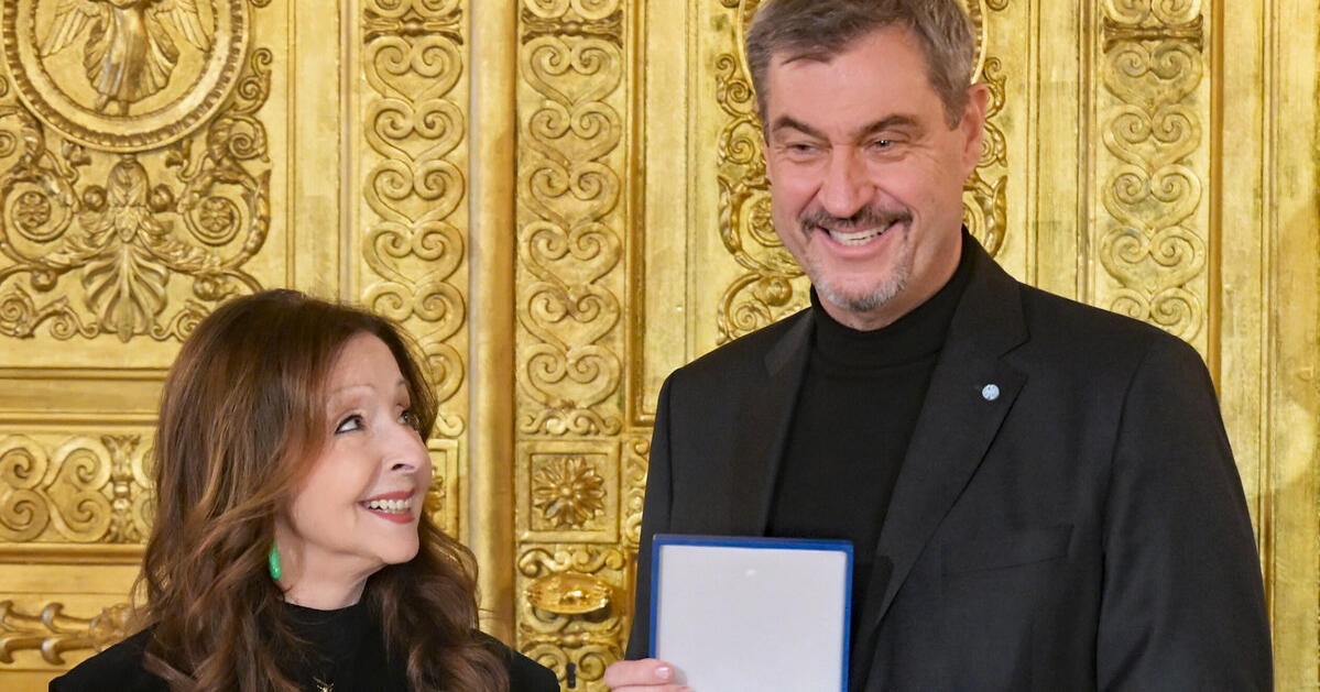 Die-K-nigin-der-Musik-Vicky-Leandros-bekommt-Bayerischen-Verdienstorden