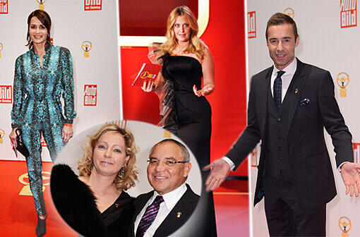 Anja Kling, Felix Magath mit Ehefrau Nicola, Barbara Schöneberger und Kai Pflaume auf dem roten Teppich bei der Verleihung des "Goldenen Lenkrads" in Berlin.