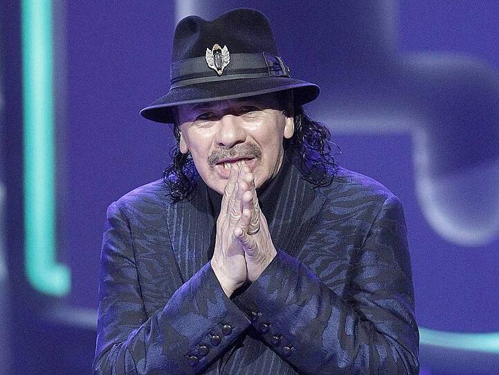 Gitarrengott Carlos Santana begibt sich in spirituelle Sphären