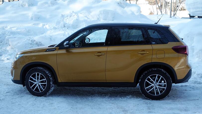 Der Vitara ist nach der Modellpflege mit neuen Lackfarben zu haben. Der Vitara ist nach der Modellpflege mit neuen Lackfarben zu haben.