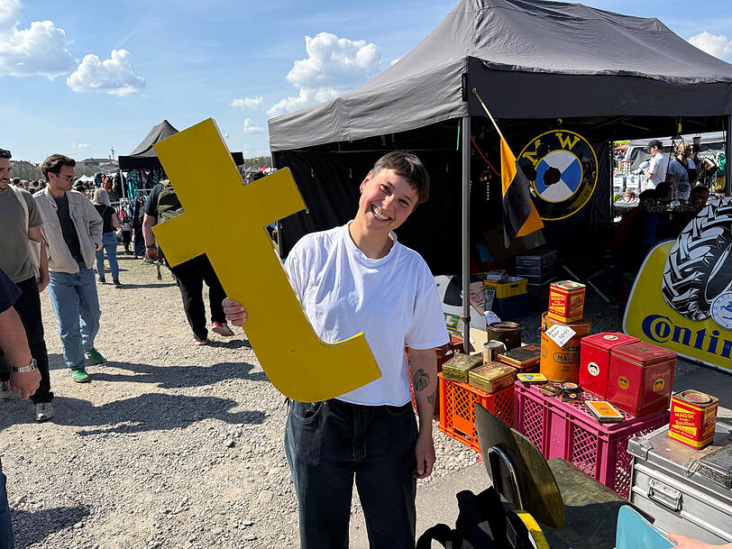 Anni G. fand ein "t" &ndash; macht sich bestimmt prima in der Wohnung, denkt sie.