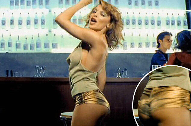 Ein Stück Musik-Gesichte: Im Musikvideo zu "Spinning Around" trägt Kylie Minogue diese legendären goldenen Hotpants.