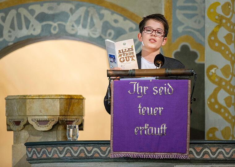 Der 15-jährige Felix Finkbeiner hat in der Erlöserkirche ein Wahlrecht für Kinder und Jugendliche gefordert.