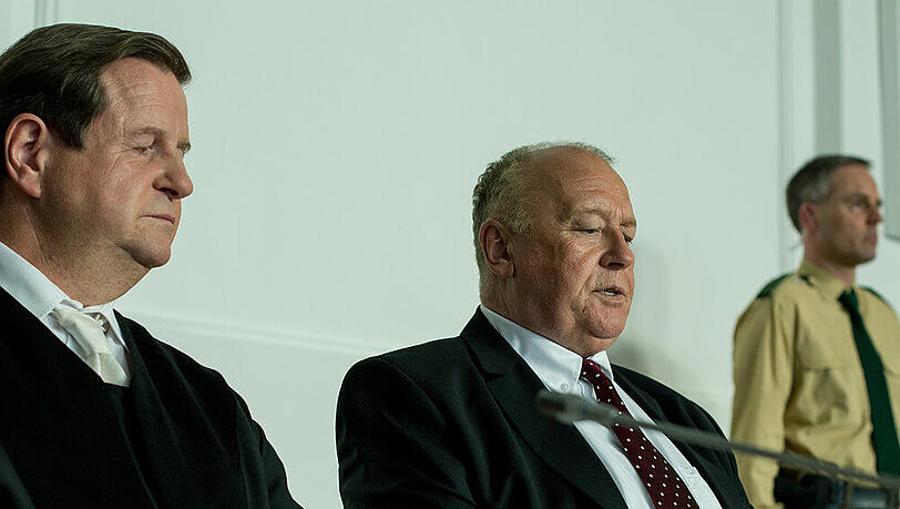 "Uli Hoeneß - Der Patriarch": Das Dokudrama zeichnet das Bild einer erstaunlichen Karriere vom Aufstieg bis zum tiefen Fall. "Uli Hoeneß - Der Patriarch": Das Dokudrama zeichnet das Bild einer erstaunlichen Karriere vom Aufstieg bis zum tiefen Fall.