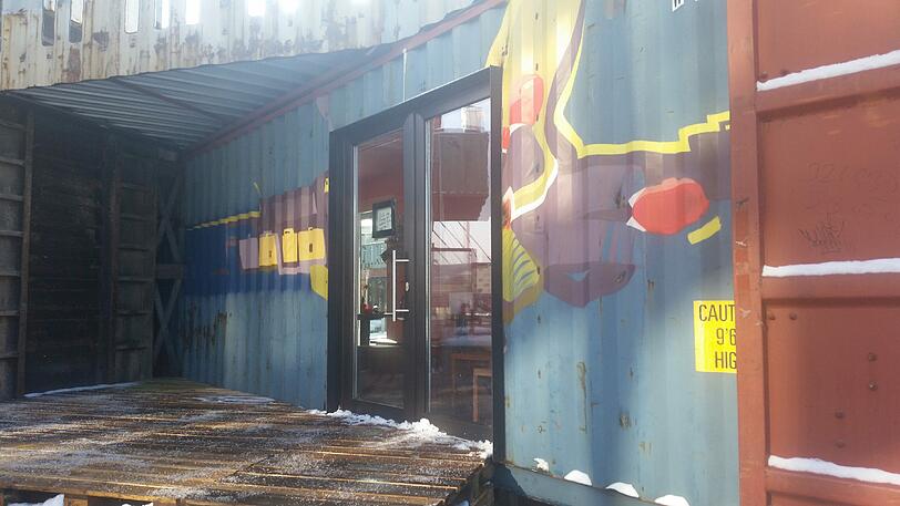 Brasilien-Gefühl im Container gibt es in der "Kaserne De Janeiro" am Ostbahnhof