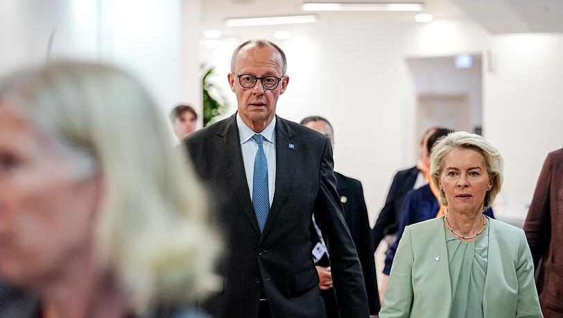 R&uuml;ckschlag f&uuml;r Ursula von der Leyens Kanada-Pl&auml;ne: Bundeskanzler Friedrich Merz setzte gemeinsam mit Kollegen durch, dass der Begriff "assoziiertes Mitglied" f&uuml;r Kanada vorerst nicht gebraucht wird. (Archivbild)