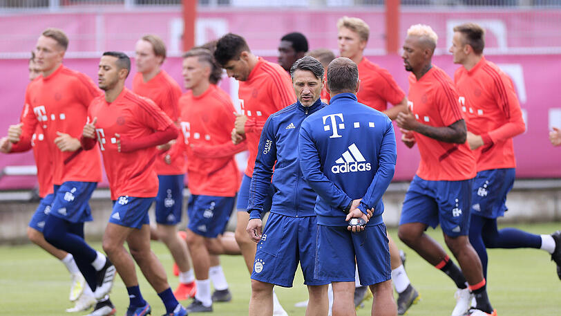 In enger Absprache: Niko Kovac (li.) und Hansi Flick beim FC Bayern.