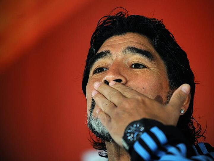 Diego Maradona: Der ehemalige Fußball-Star freut sich, dass ein Landsmann Papst ist.