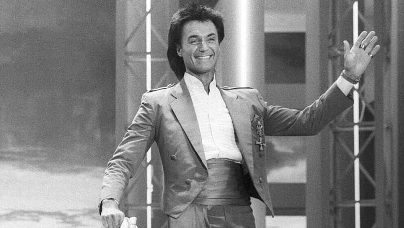 Magier Roy bei einem der umjubelten "Siegfried & Roy"-Auftritte (1987) Magier Roy bei einem der umjubelten "Siegfried & Roy"-Auftritte (1987)