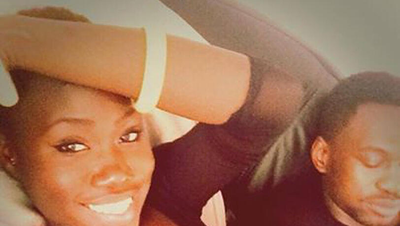 Aminata lässt sich nicht unterkriegen und kann schon wieder lächeln Aminata lässt sich nicht unterkriegen und kann schon wieder lächeln