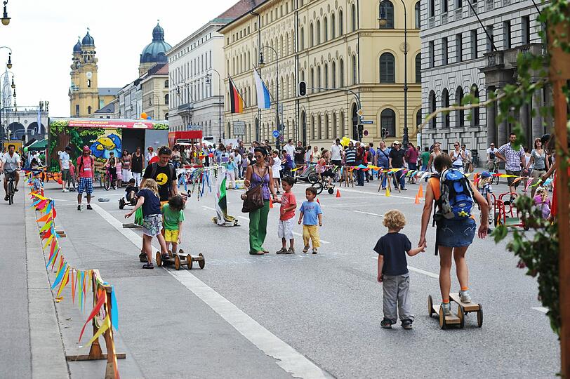 Seit dem Jahr 2000 gibt es das Streetlife Festival in München auch in diesem Jahr wieder mit dem obligatorischen "Leo Corso".