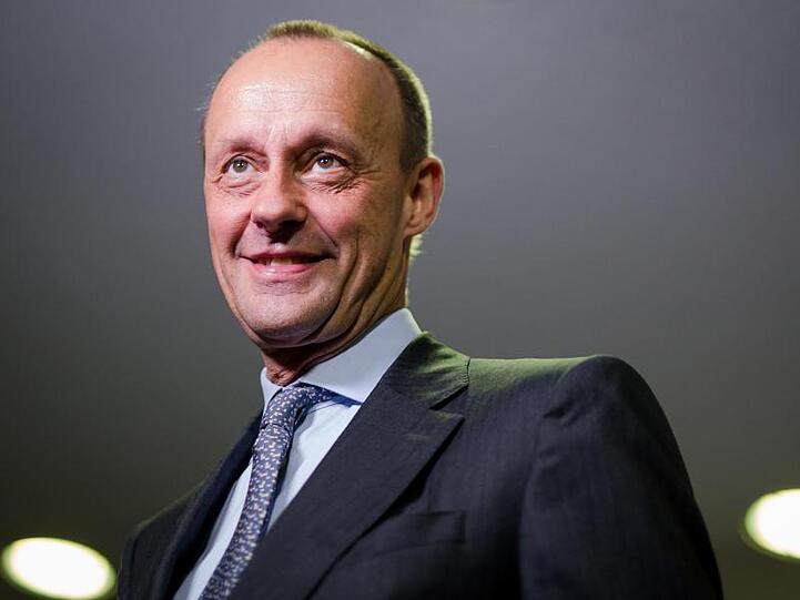 Friedrich Merz hatte in einer Kampfabstimmung auf dem Bundesparteitag Anfang Dezember knapp gegen Kramp-Karrenbauer verloren.