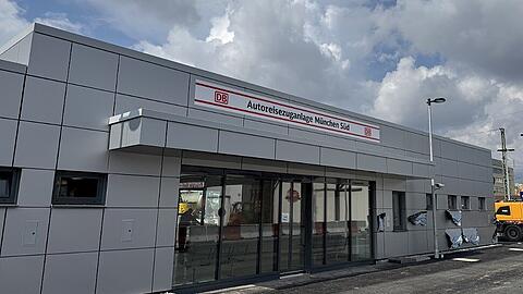 Die neue DB-Autoreisezuganlage am Südbahnhof.