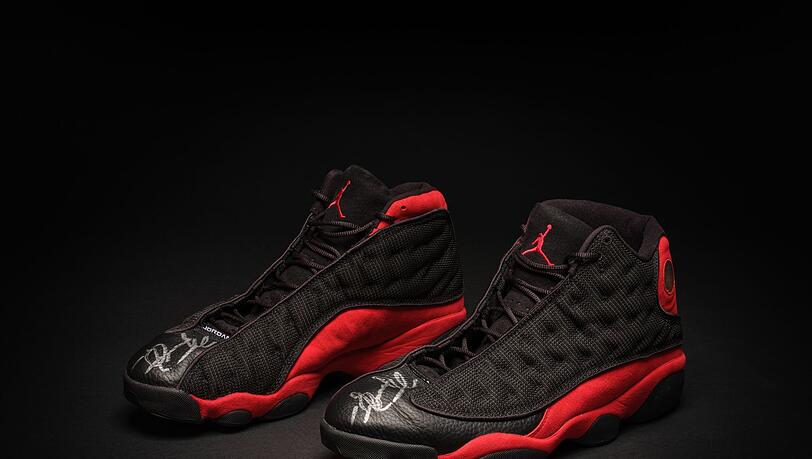 Michael Jordan soll die Schuhe im zweiten NBA-Finalspiel 1998 getragen haben.