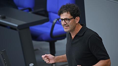 Der Bundestagsabgeordnete Luigi Pantisano m&ouml;chte Linken-Vorsitzender werden. (Archivbild)