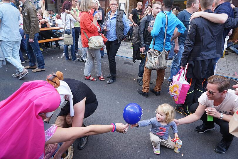 Straßenfest in der Pestalozzistraße: Die Bilder.