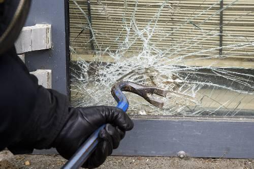 Die Polizei hat zwei gangster gefasst, die in ganz Oberbayern über 75 Einbrüche verübt haben.
