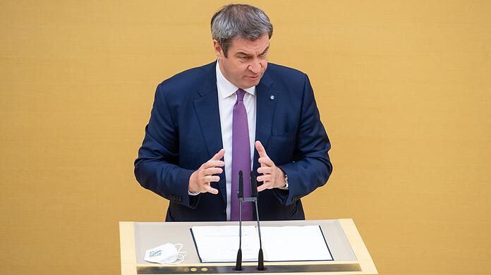 Bayerns Ministerpräsident Markus Söder gibt im bayerischen Landtag eine Regierungserklärung.