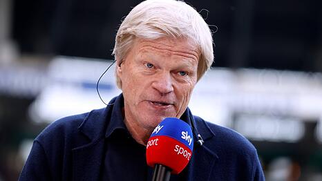 Oliver Kahn hat seinen Vertrag bei Sky verl&auml;ngert.