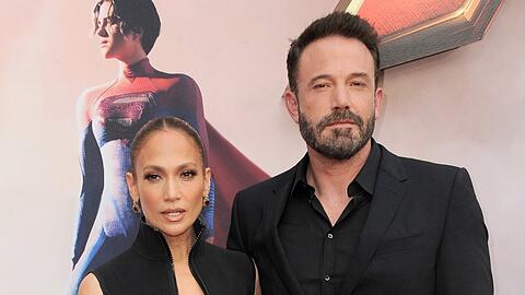 Der Schauspieler im Schatten von Gattin Jennifer Lopez.