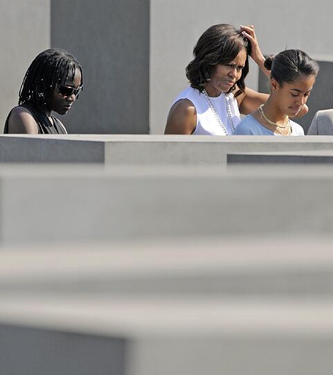 Michelle Obama und ihre Töchter unterwegs in Berlin. Die Bilder.